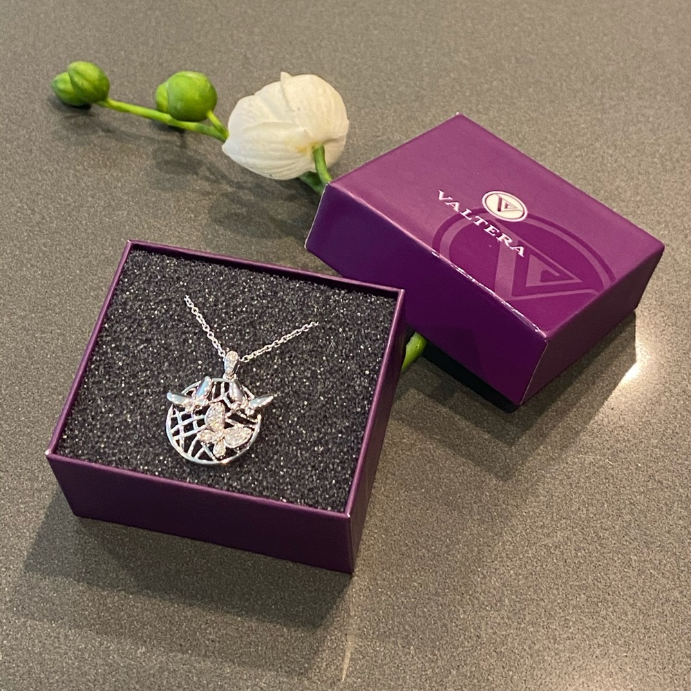 🔹  Butterflies Pendant Necklace 🦋